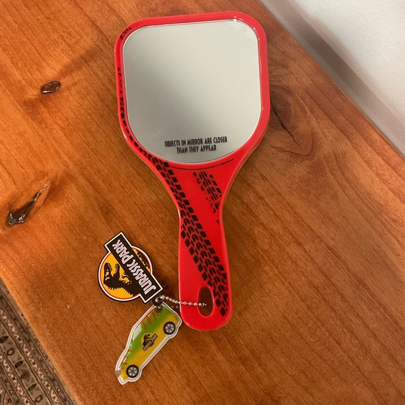 🦖Jurassic Park Hand Mirror - Picture 4 of 6